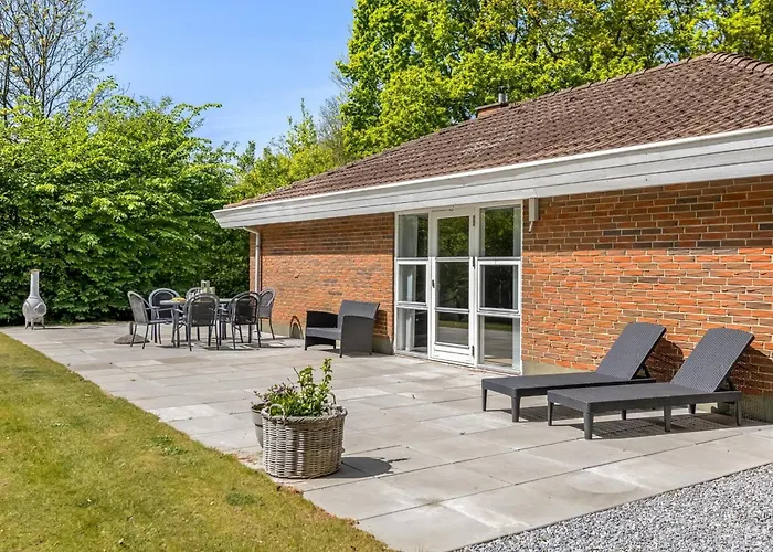 Wilma - 30km From The Sea By Interhome Nyaraló *